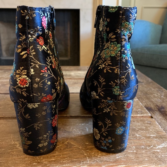 Booties | Embossed Floral - Picture 5 of 9